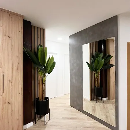 Plaza Canadio * Santander